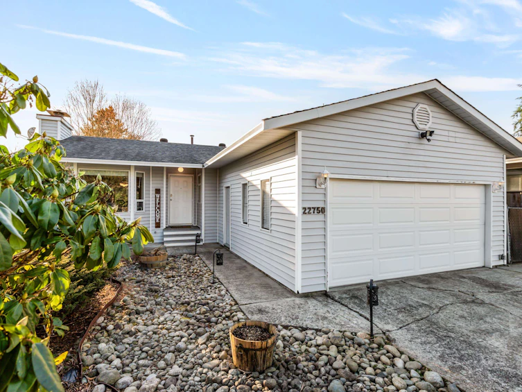 22750 Balabanian Circle, Maple Ridge, BC, V2X 9C3 - 3