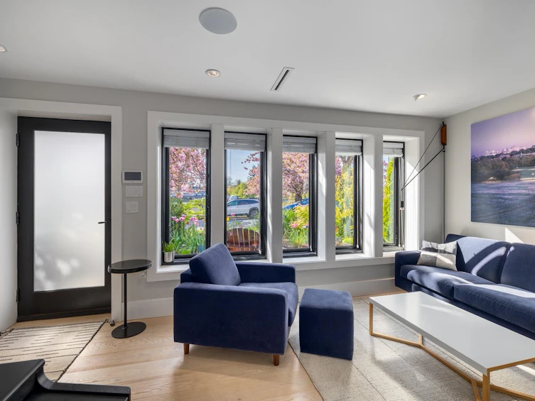 3918 Carolina Street, Vancouver, BC, V5V 1X8 - 5