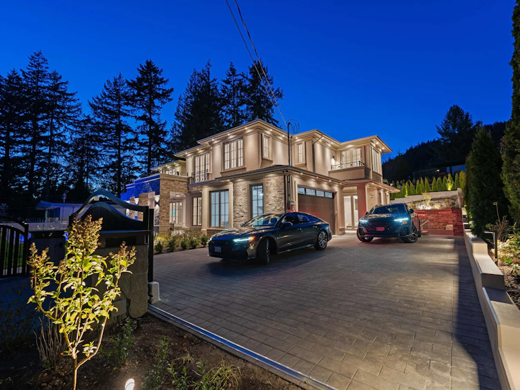 4141 Burkehill Road, West Vancouver, BC, V7V 3M6 - 37