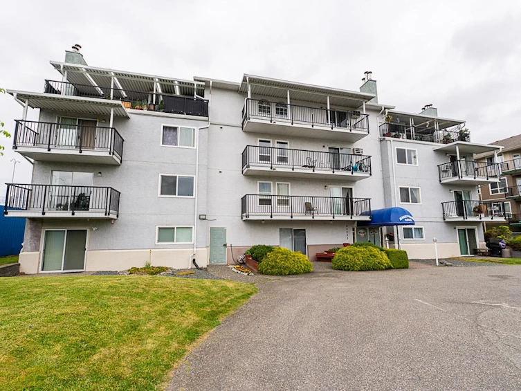205-46033 Chilliwack Central Road, Chilliwack, BC, V2P 1J5