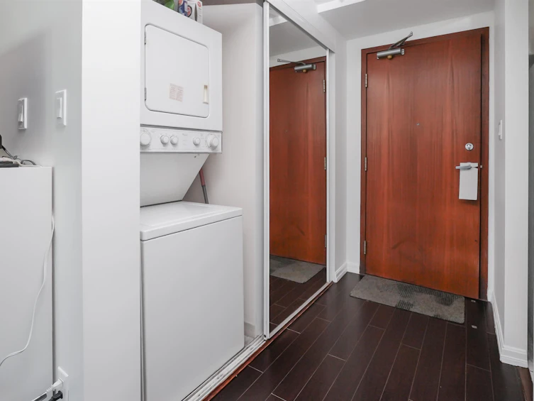 1704-555 Jervis Street, Vancouver, BC, V6E 4N1 - 13
