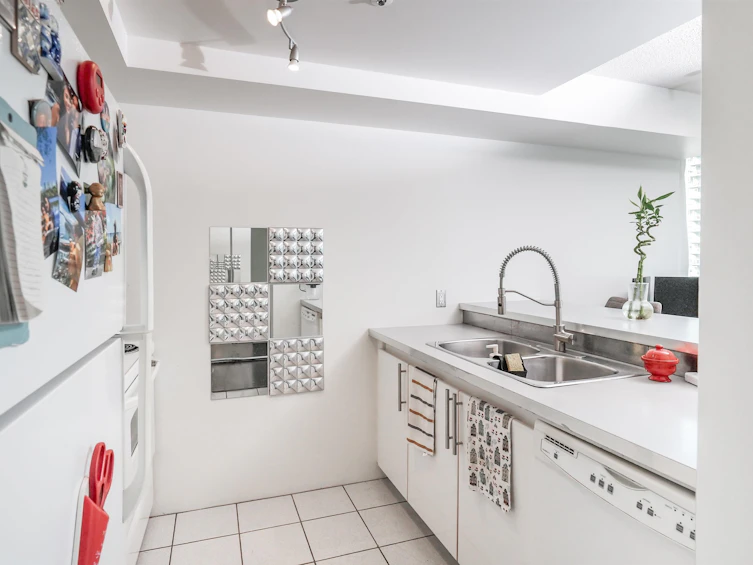1704-555 Jervis Street, Vancouver, BC, V6E 4N1 - 8