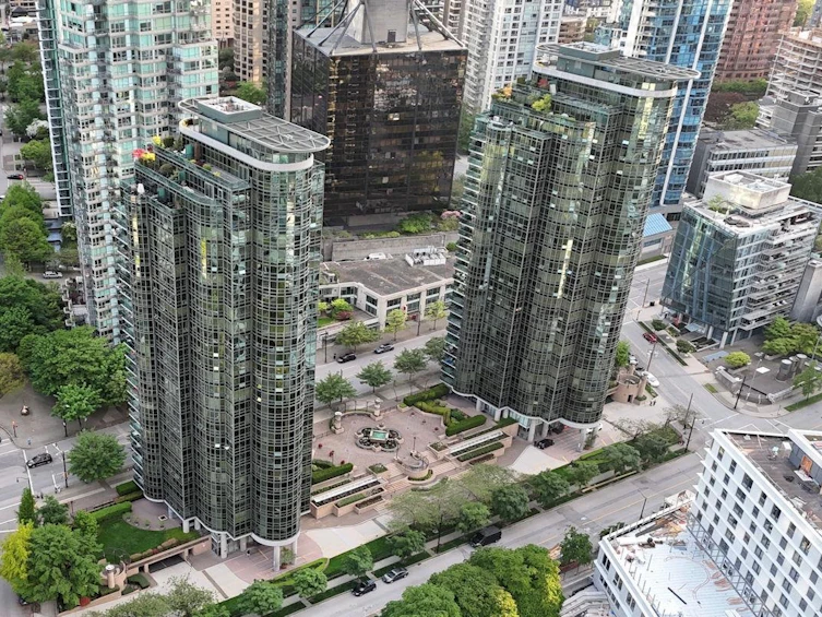 1704-555 Jervis Street, Vancouver, BC, V6E 4N1
