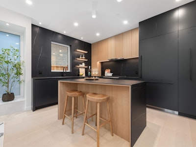 2-2764 W 14th Avenue - 3
