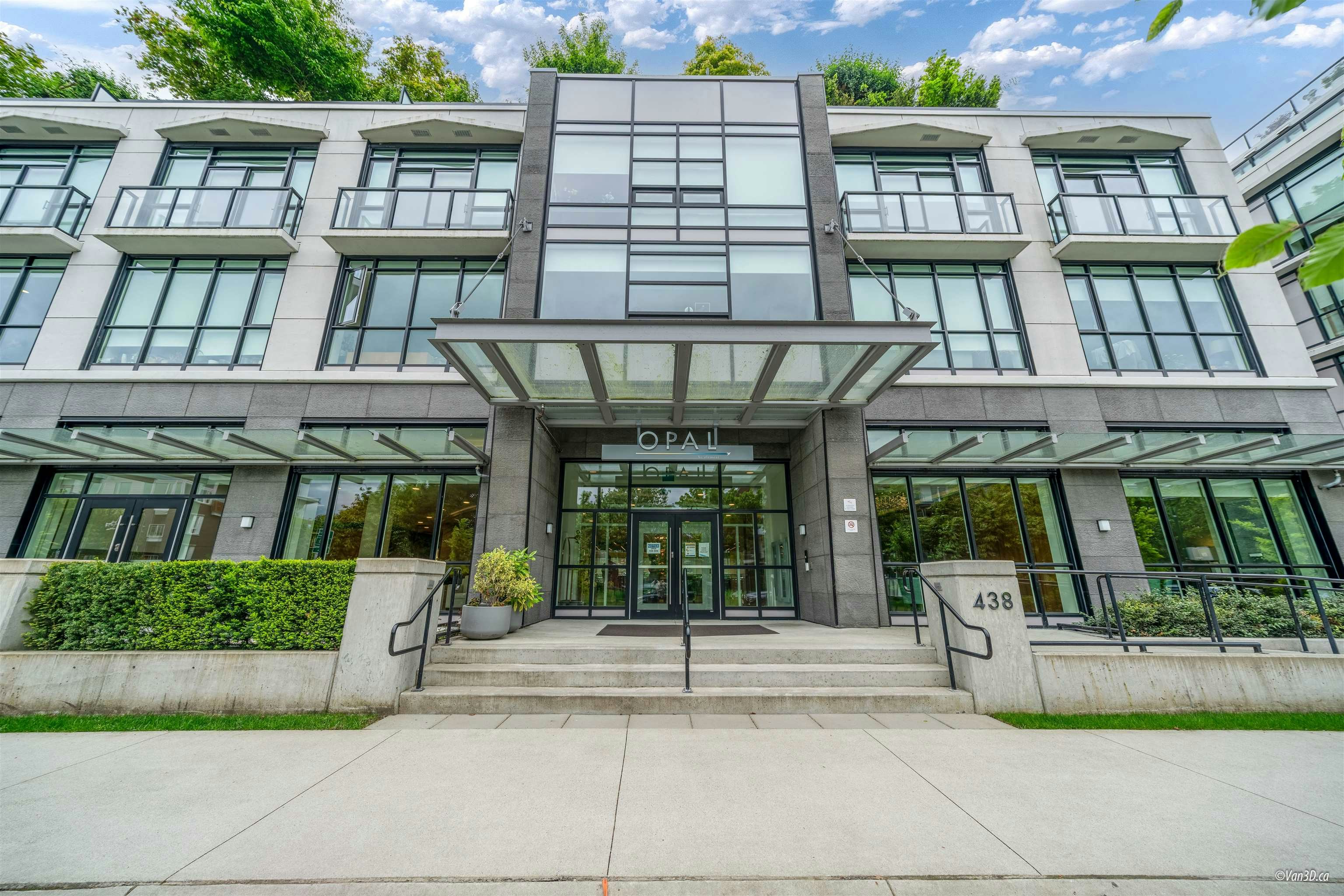 433-438 W King Edward Avenue, Vancouver, BC, V5Y 0M5