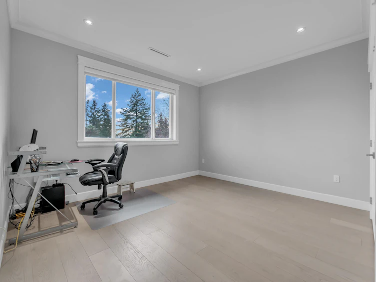 5842 Portland Street, Burnaby, BC, V5J 2R8 - 19