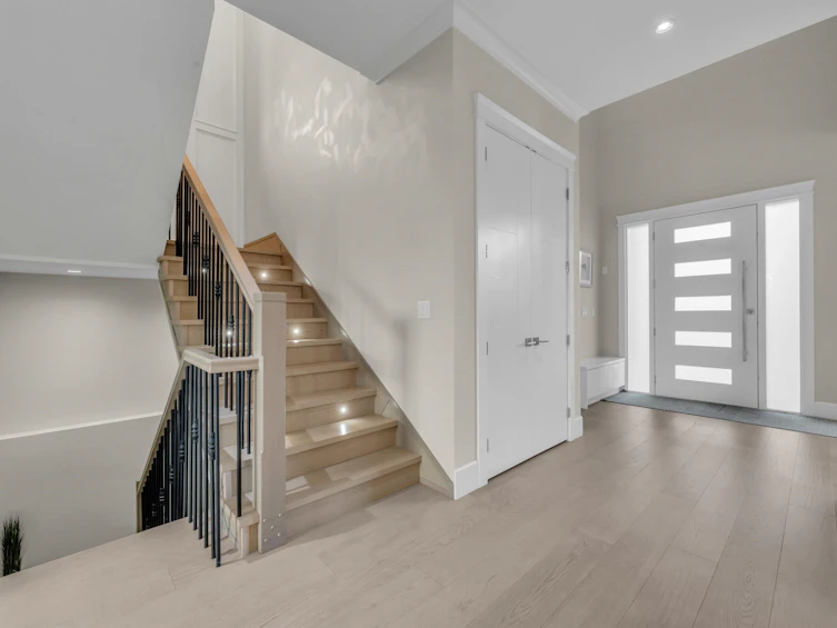 5842 Portland Street, Burnaby, BC, V5J 2R8 - 7