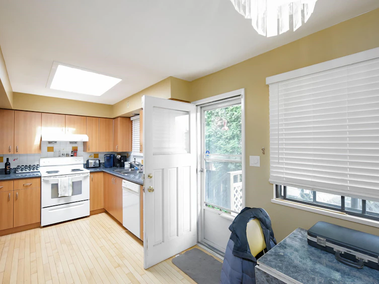 10971 Dennis Crescent, Richmond, BC, V7A 3S3 - 3