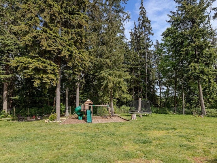 1418 Stardust Place, Gibsons, BC, V0N 1V5 - 39