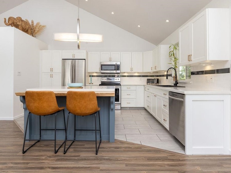 1418 Stardust Place, Gibsons, BC, V0N 1V5 - 15