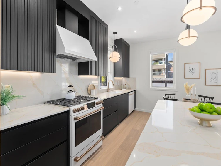 679 W 18th Avenue, Vancouver, BC, V5Z 1V9 - 8