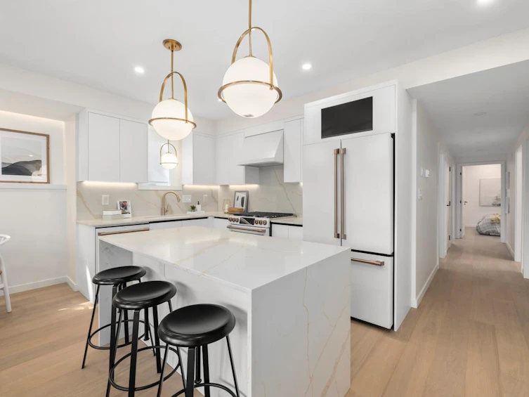 681 W 18th Avenue, Vancouver, BC, V5Z 1V9 - 7
