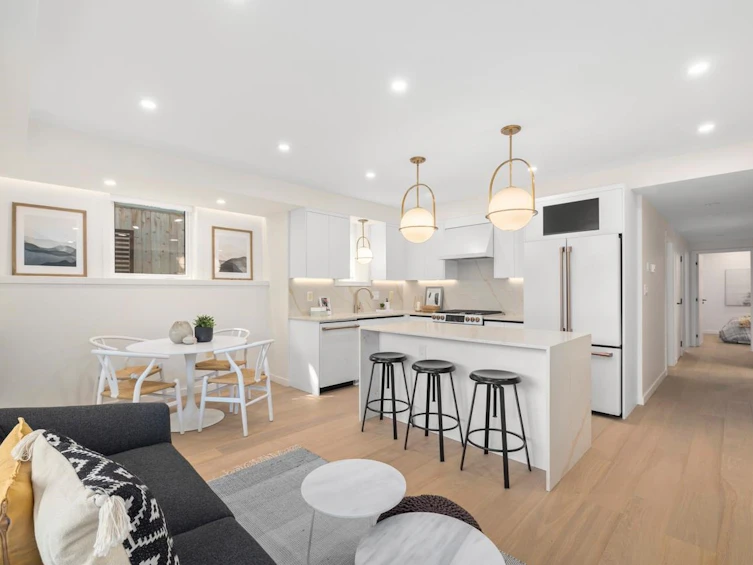 681 W 18th Avenue, Vancouver, BC, V5Z 1V9 - 5
