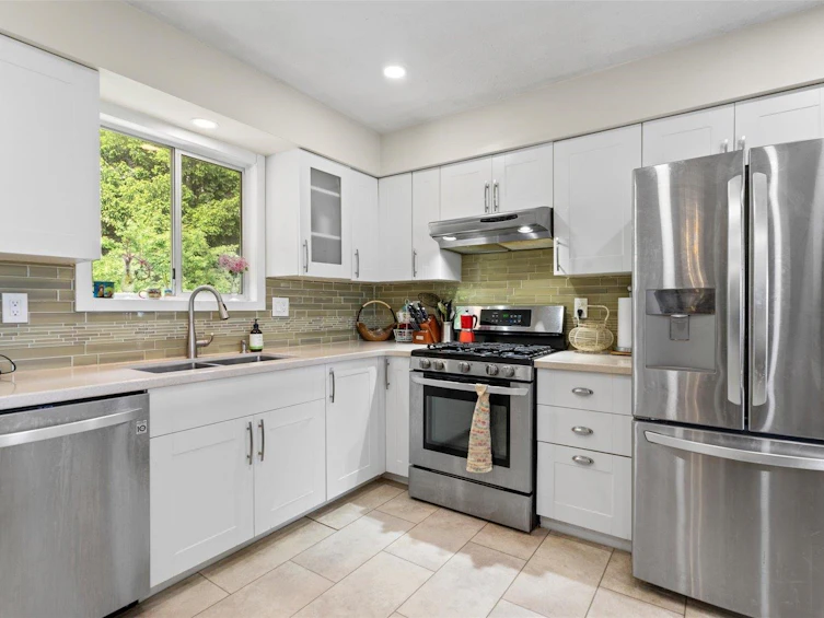 47637 Yale Road, Chilliwack, BC, V2P 7M8 - 10