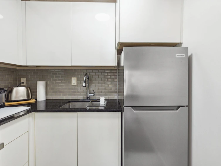 101-222 N Templeton Drive, Vancouver, BC, V5L 3E4 - 14