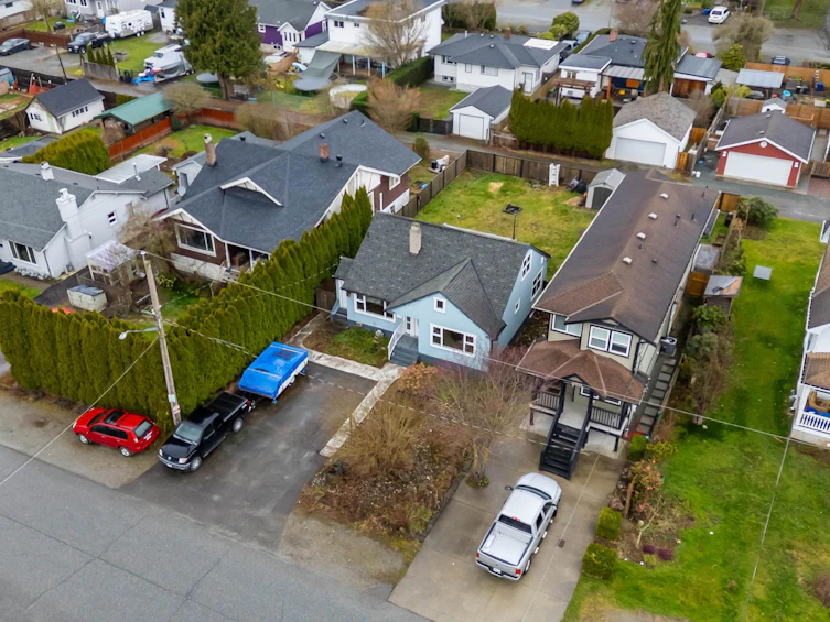 33073 5 Avenue, Mission, BC, V2V 1V6 - 2