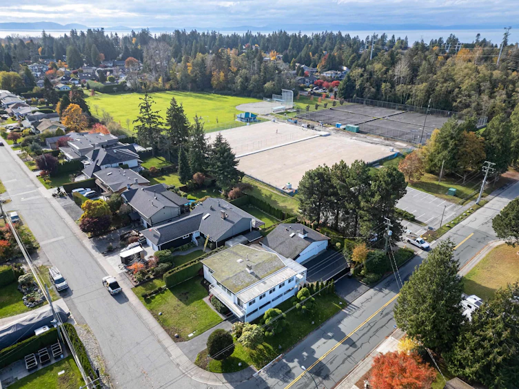 395 52 Street, Delta, BC, V4M 2Y5 - 37