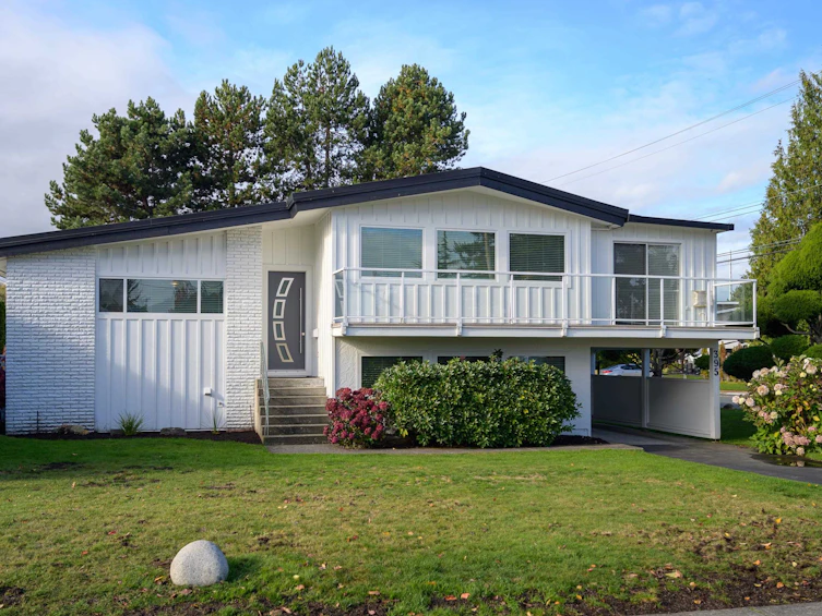 395 52 Street, Delta, BC, V4M 2Y5 - 13