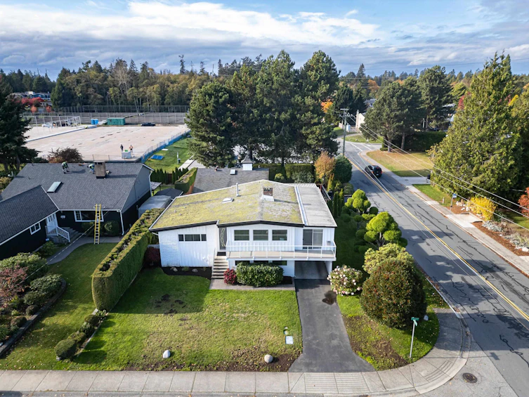 395 52 Street, Delta, BC, V4M 2Y5 - 5