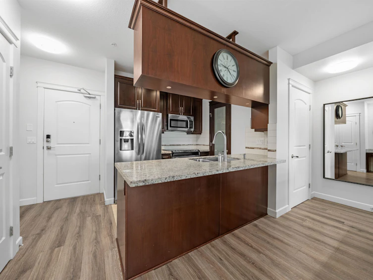 313-12635 190a Street, Pitt Meadows, BC, V3Y 0E8 - 8