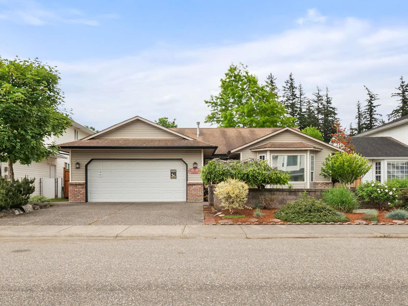 5906 Birmingham Place, Chilliwack BC V2R 3G1