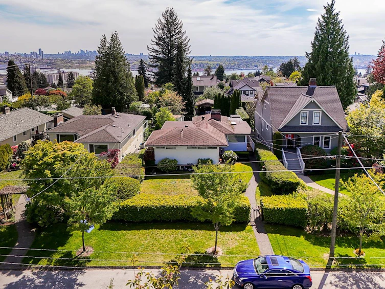 781 E 9th Street, North Vancouver, BC, V7L 2C1 - 15