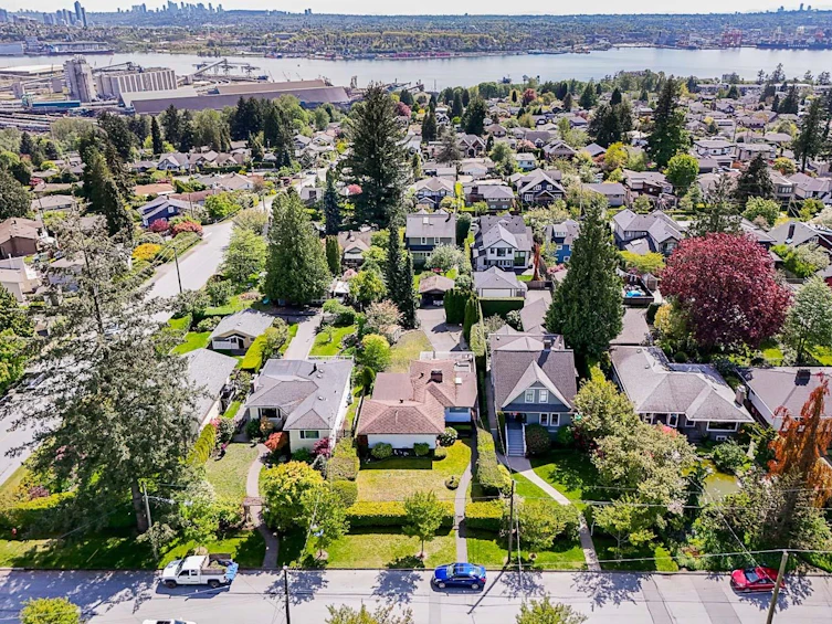 781 E 9th Street, North Vancouver, BC, V7L 2C1 - 19