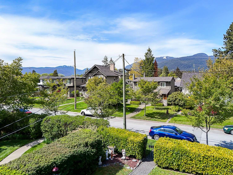 781 E 9th Street, North Vancouver, BC, V7L 2C1 - 23