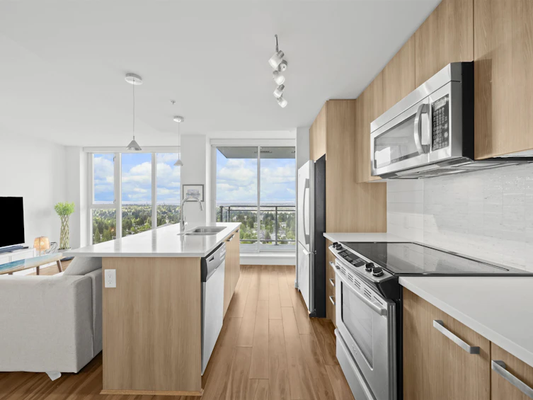 3609-13325 102a Avenue, Surrey, BC, V3T 0J5 - 8