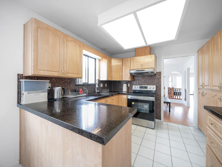 4968 Dominion Street, Burnaby, BC, V5G 1C9 - 11