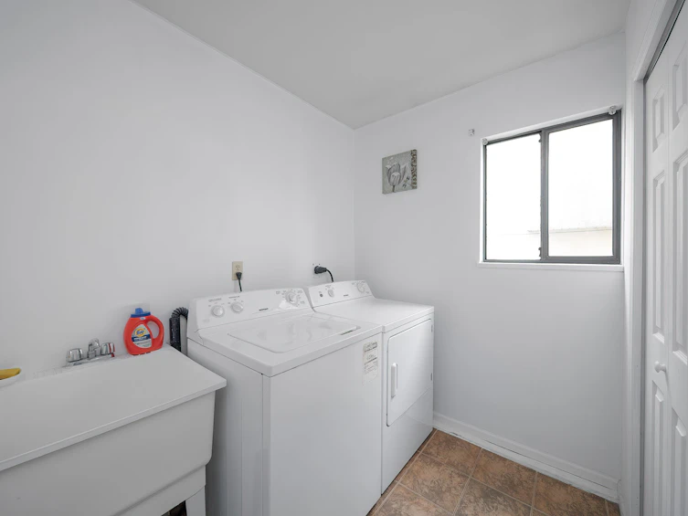 4968 Dominion Street, Burnaby, BC, V5G 1C9 - 27