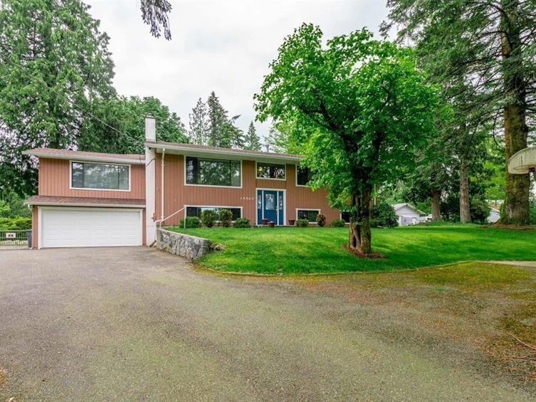 18865 92 Avenue, Surrey, BC, V4N 3Z4