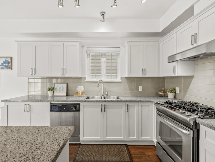 1433 Collins Road, Coquitlam, BC, V3E 0A9 - 5