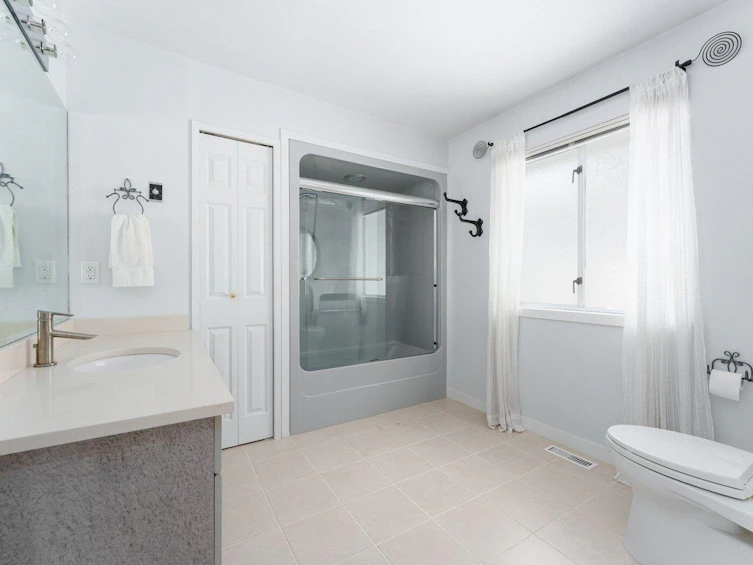 631 Catalina Crescent, Richmond, BC, V7B 1C9 - 16