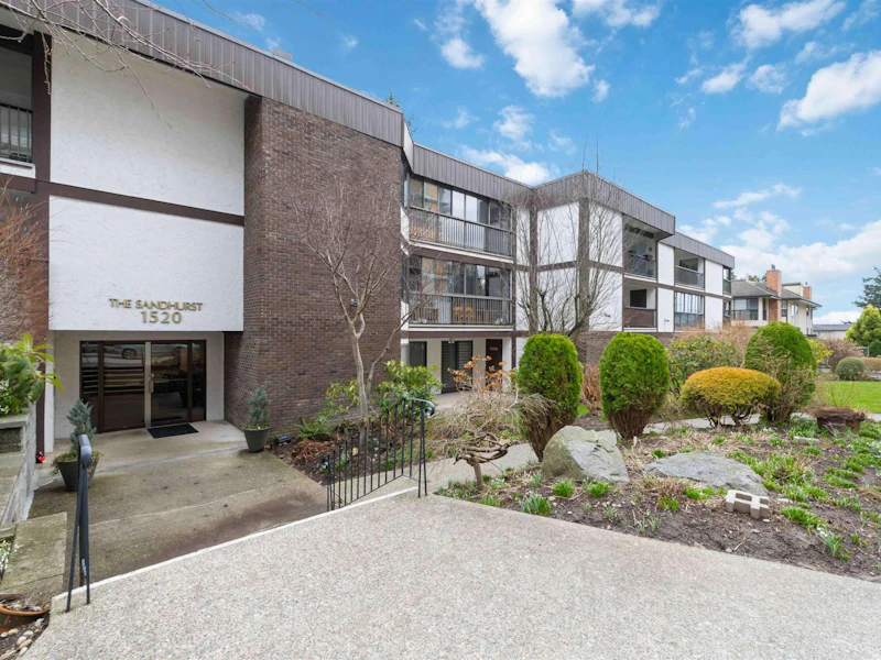111 - 1520 Vidal Street, Surrey BC V4B 3T7