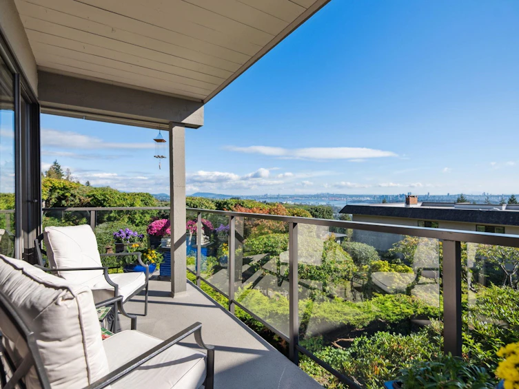 27-2214 Folkestone Way, West Vancouver, BC, V7S 2X7 - 2