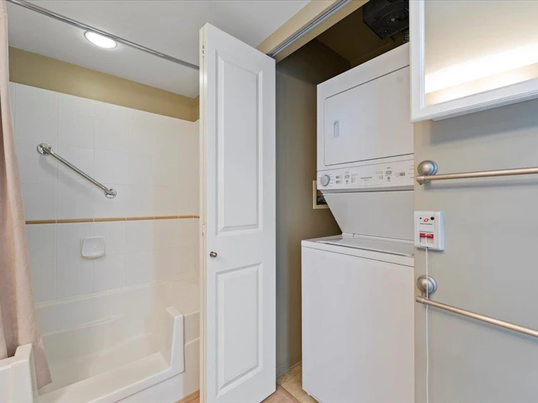 705-2799 Yew Street, Vancouver, BC, V6K 4W2 - 14