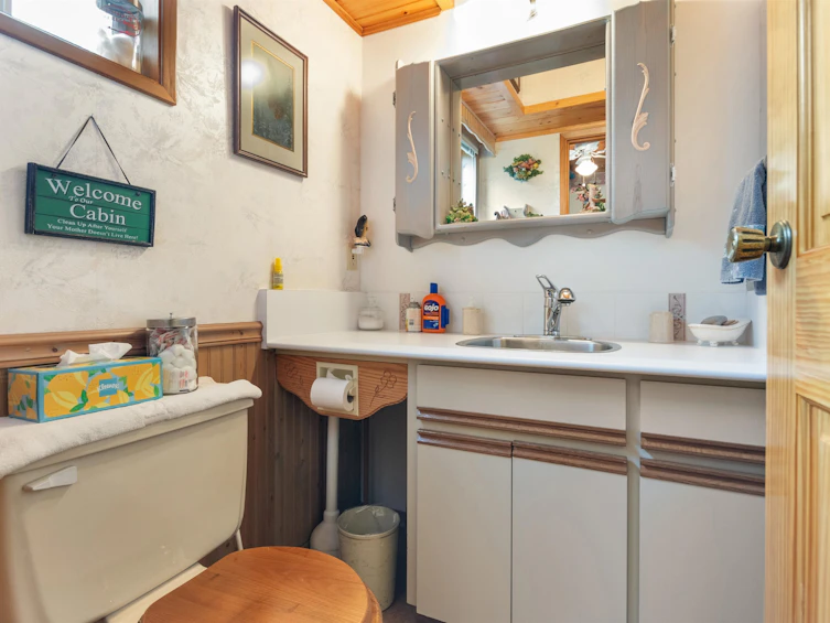 66611 Kereluk Road, Hope, BC, V0X 1L1 - 23