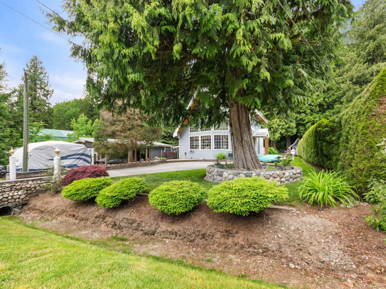 66611 Kereluk Road, Hope, BC, V0X 1L1 - 2
