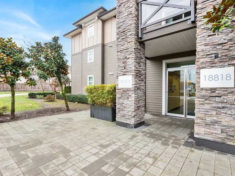 216-18818 68 Avenue, Surrey, BC, V4N 6K2 - 3