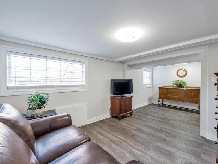 234 Eighth Avenue, New Westminster, BC, V3L 1Y2 - 23