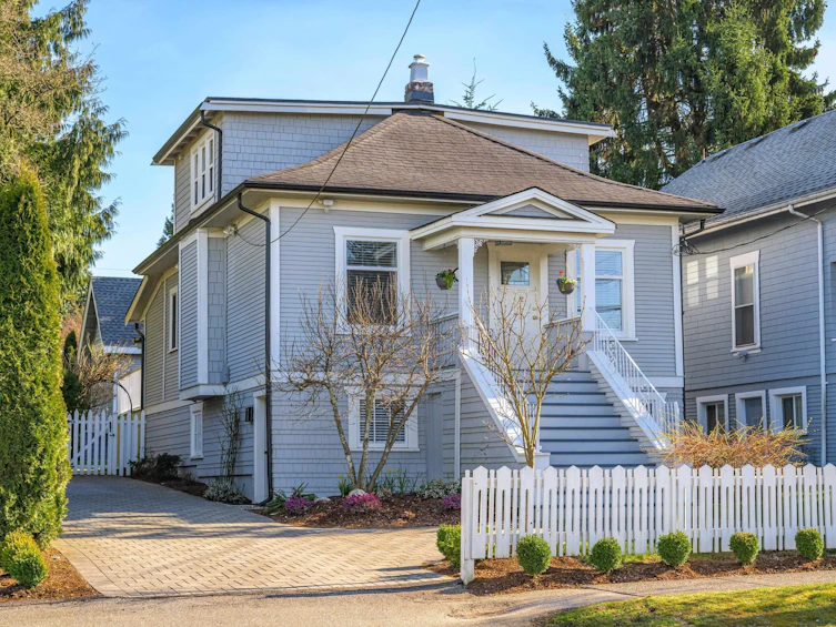 234 Eighth Avenue, New Westminster, BC, V3L 1Y2 - 4