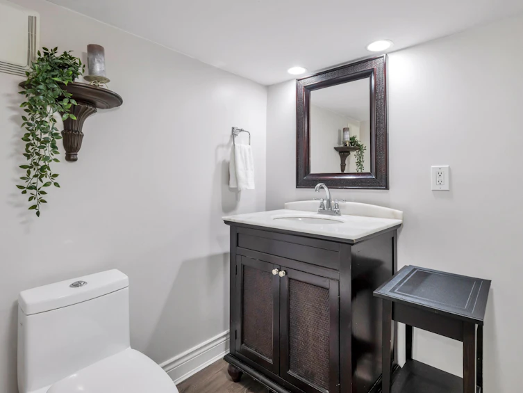234 Eighth Avenue, New Westminster, BC, V3L 1Y2 - 29