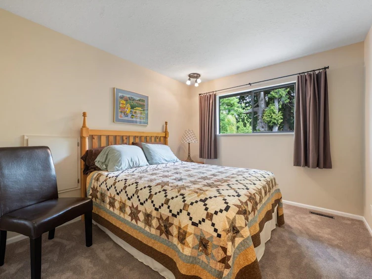 12381 24 Avenue, Surrey, BC, V4A 6N2 - 29