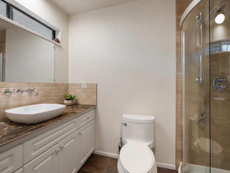 12381 24 Avenue, Surrey, BC, V4A 6N2 - 30