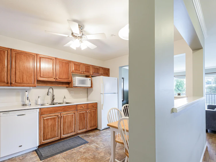 205-32044 Old Yale Road, Abbotsford, BC, V2T 2C9 - 6