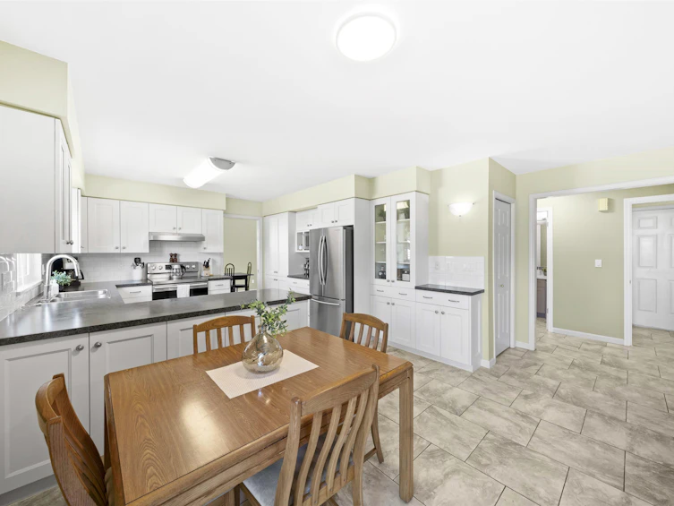 5933 49 Avenue, Delta, BC, V4K 4L7 - 12