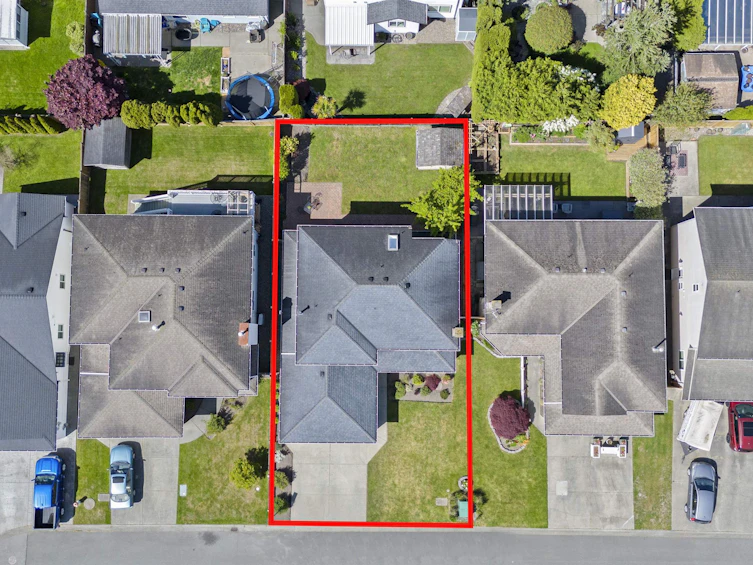 5933 49 Avenue, Delta, BC, V4K 4L7 - 40