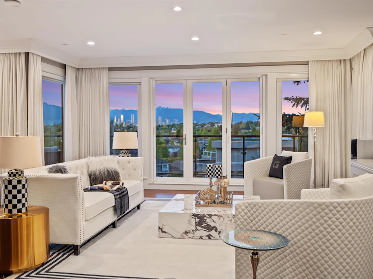 4085 Puget Drive, Vancouver, BC, V6L 2V3 - 3