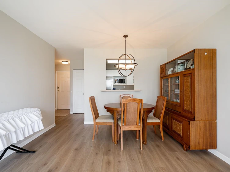 704-4657 Hazel Street, Burnaby, BC, V5H 4R2 - 7